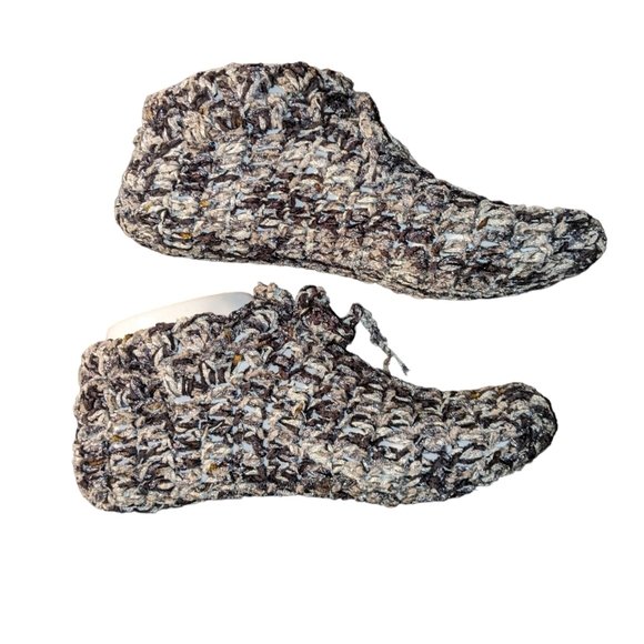 Variegated Black/Silver Sparkle Handmade Anklet Crochet Slippers Size 7/8 - Picture 3 of 3